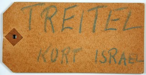 Paper with the inscription "Treitel Kurt Isreal"