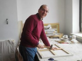 Joachim Seinfeld in his atelier