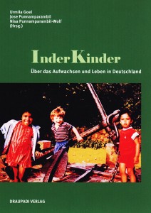 Buchcover von »InderKinder« mit einem Foto spielender Kinder