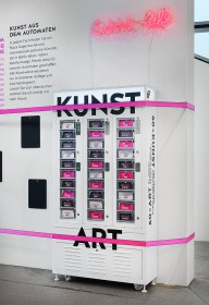 Der Kunstautomat in der Dauerausstellung