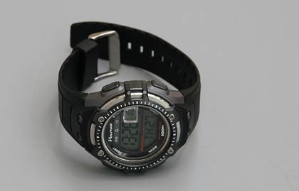 schwarze Armbanduhr