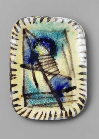Glass plate with abstract design