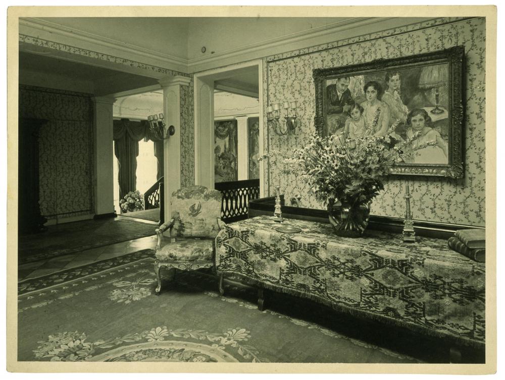 Historical photograph of the hallway in the Plesch residence