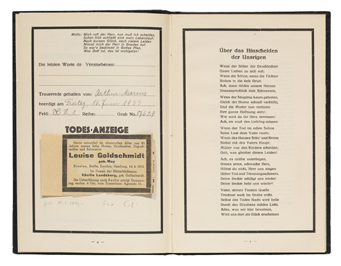 Schwarzumrandete Doppelseite, links handschriftliche Eintragungen in einem Formular und eine aufgeklebte Anzeige, rechts das Gedicht »Über das Hinscheiden der Unsrigen«, das mit den Zeilen beginnt »Wenn der Stifter der Geschlechter / Unsre Lieben zu sich ruft«.