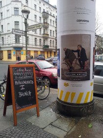 Advertisement for the "Cycling Unites"-Critical-Mass-Tour in Berlin on 22 March 2015: Imam Ferid Heider and Rabbi Daniel Alter are cycling together