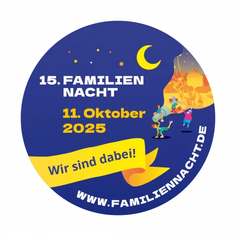 Sticker mit der Aufschrift: 15.Familien Nacht 11. Oktober 2025 Wir sind dabei! www.familiennacht.de