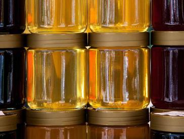 Filled jars with honey.