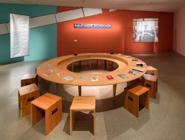 Blick in die Ausstellungsräume "Inventuren – Salman Schockens Vermächtnis".
