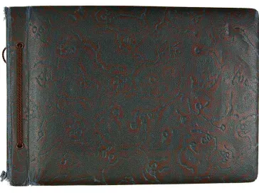 Umschlag eines querformatigen Fotoalbums mit Ledereinband