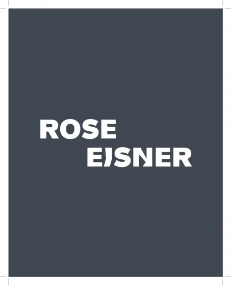 Schwarze Fläche auf der in weißen Buchstaben der Name "Rose Eisner" steht.
