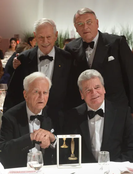 Anniversary dinner 2012: W. Michael Blumenthal, Richard von Weizsäcker, Joachim Gauck and Klaus Mangold