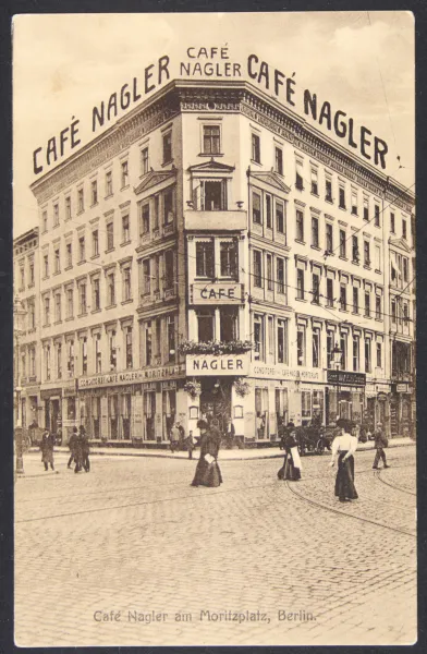 Eine Schwarz-Weiß Fotografie von einem Gebäude