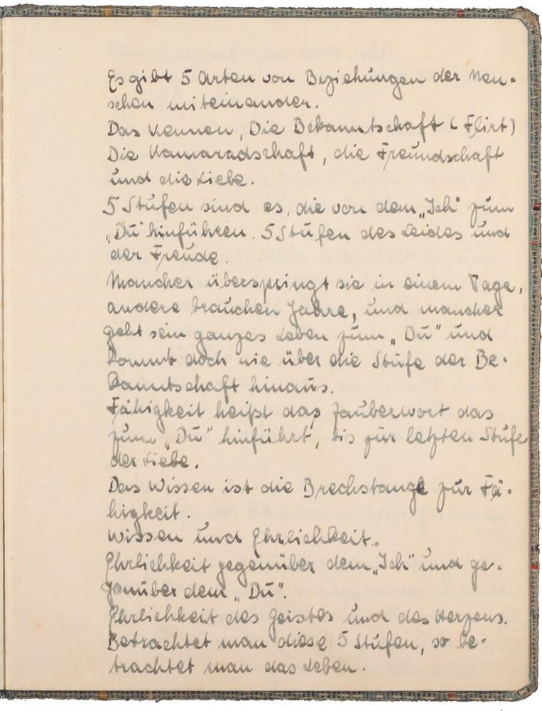 handschriftlicher Text, mit Tinte geschrieben