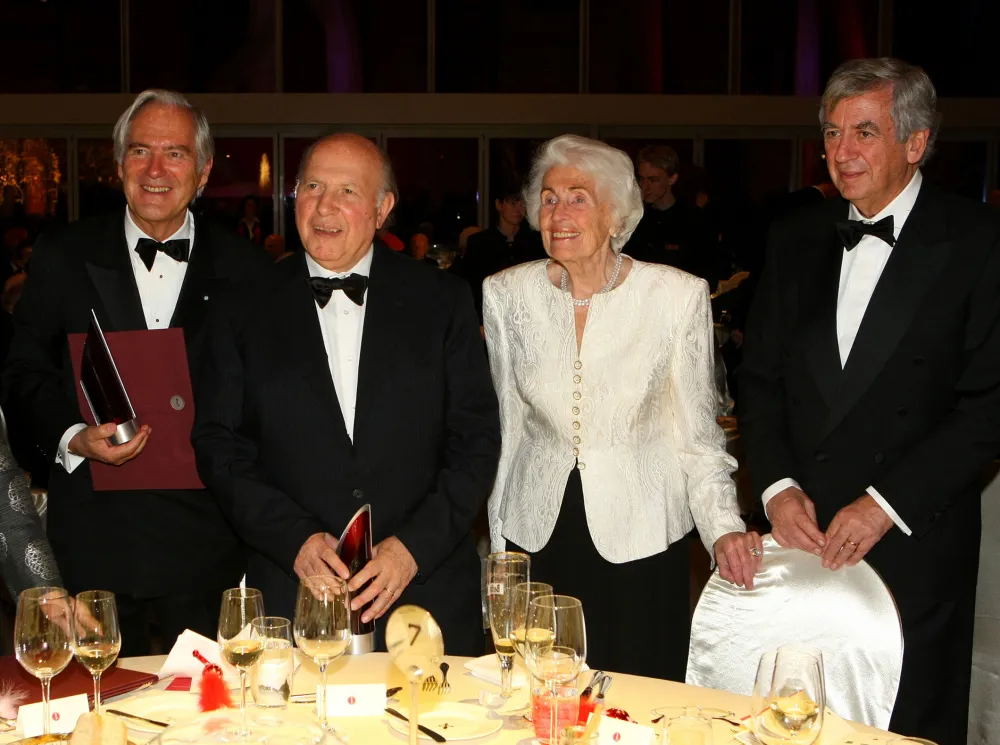 Anniversary dinner 2008: Roland Berger, Imre Kertesz, Hildegard Hamm-Brücher and Michael Naumann
