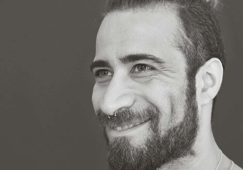 Portrait des Künstlers Hadi Taher