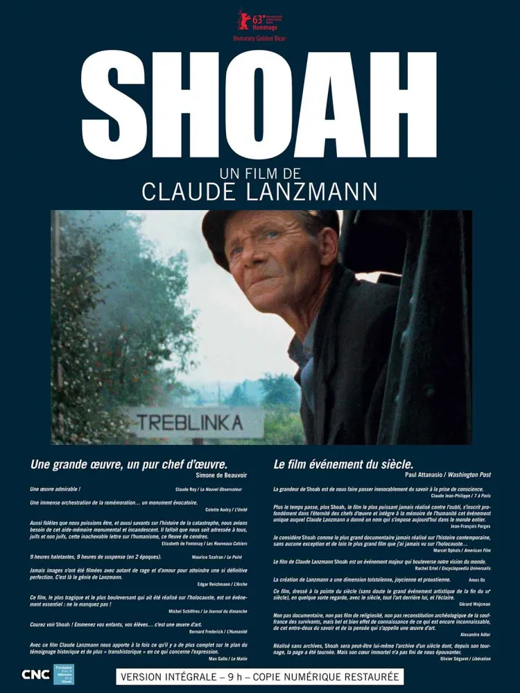 Film poster in color. In the center is a still from the film, showing the face of a man in a peaked cap. The film title and the director’s name are written on a blue background above the still image, while quotes from the press can be seen below the film still. The text is in French and barely legible.