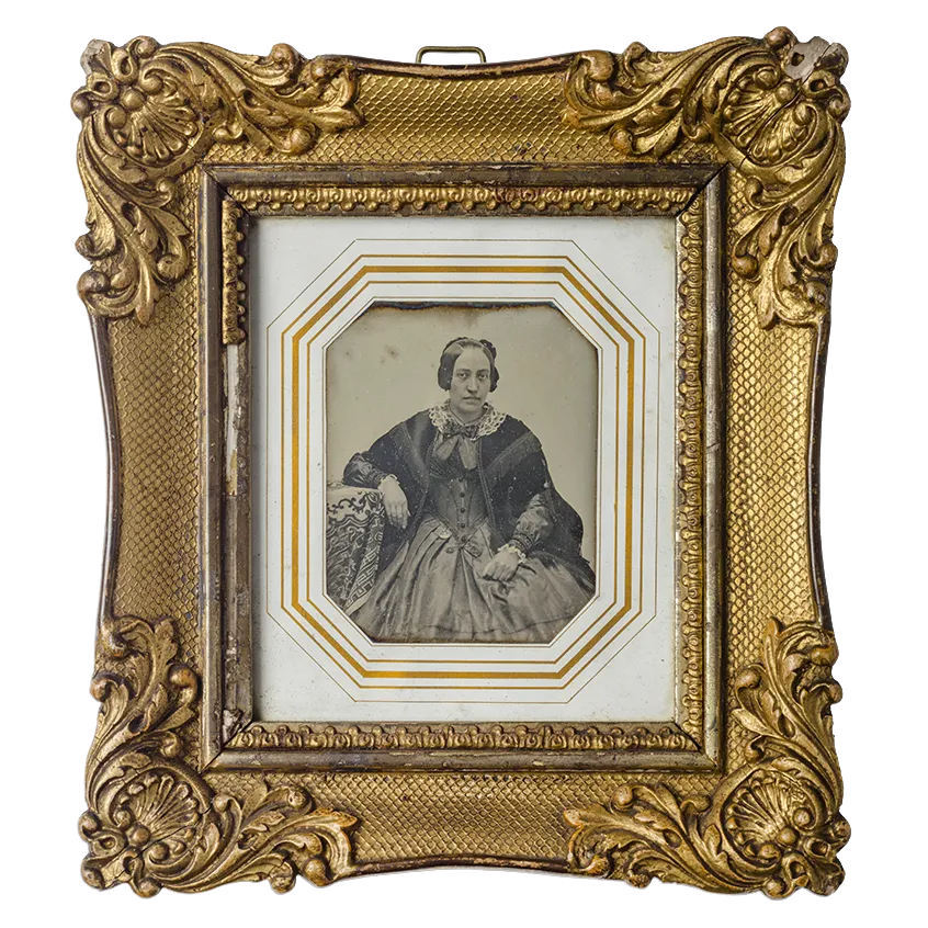 Daguerreotype with gold frame and white passe-partout