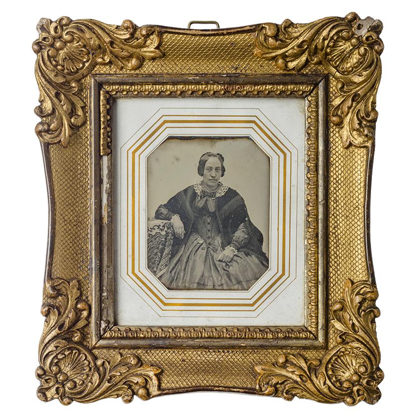 Daguerreotype with gold frame and white passe-partout