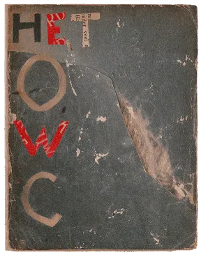 Heftcover mit Collagetechnik, auf dem in einzelnen Buchstaben Het OWC draufgeklebt sind.